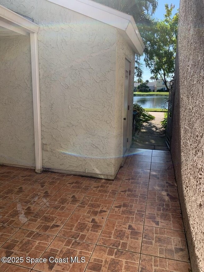 Photo - 1485 Malibu Cir NE