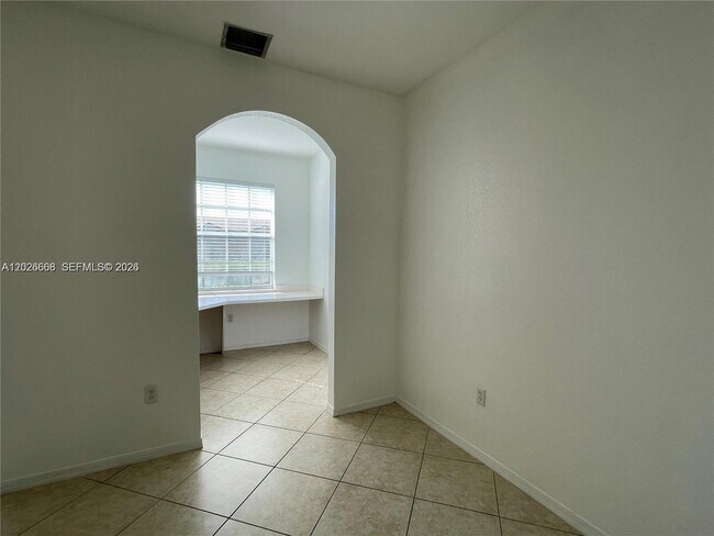 Photo - 4304 SW 131st Ln