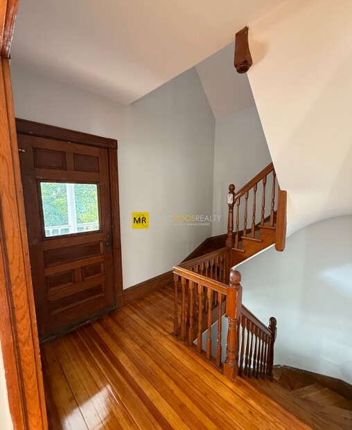 Photo - 68 Willow Ave Unidad 2