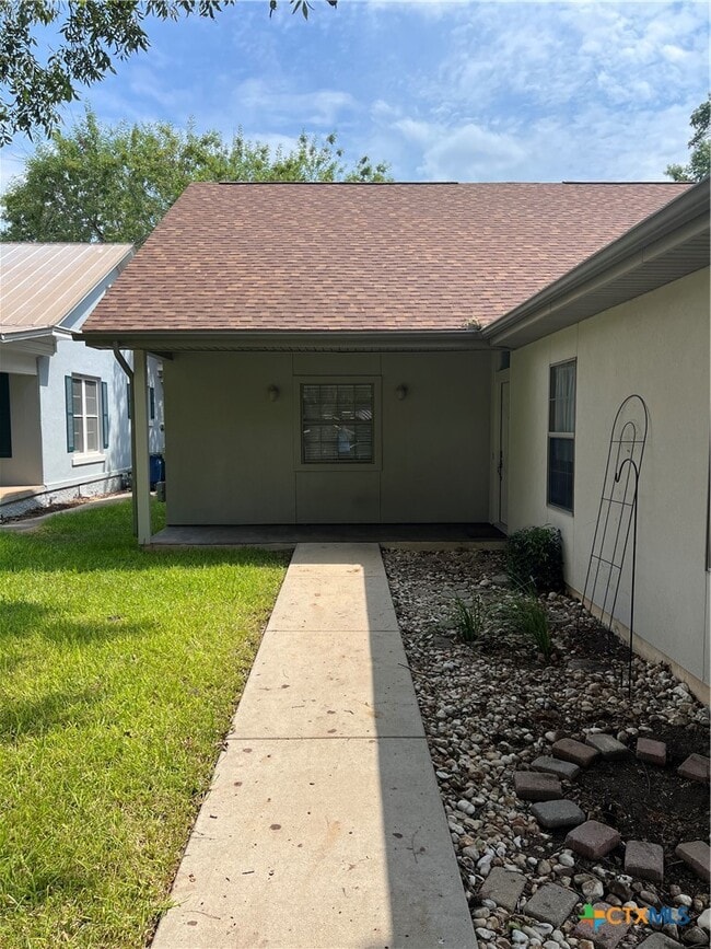 Photo - 184 E Lincoln St