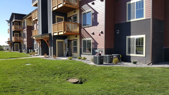 Photo - Stoneridge Apartments (Income Based)