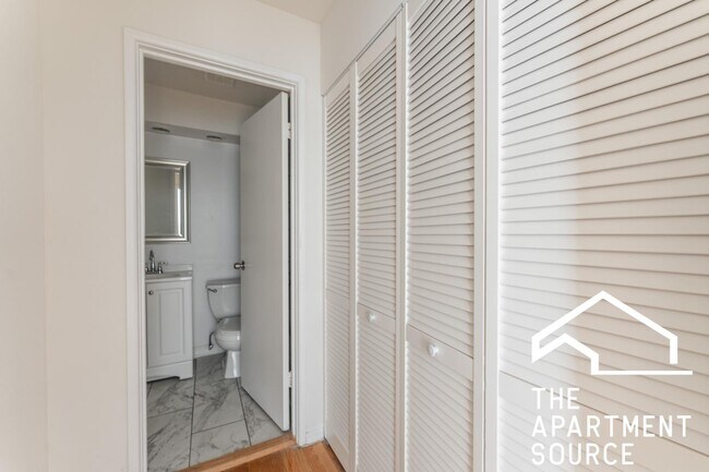 Photo - 6830 N Sheridan Rd Unit 371
