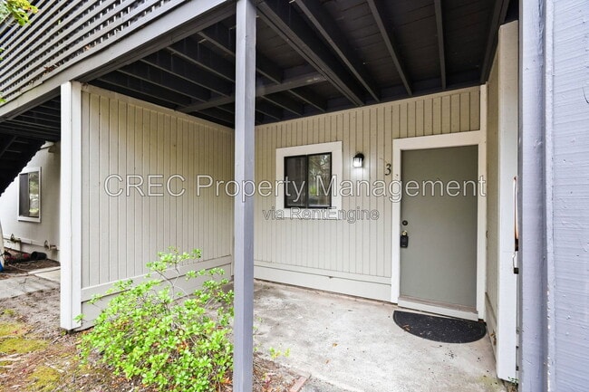 Building Photo - 2736 Jobee Dr