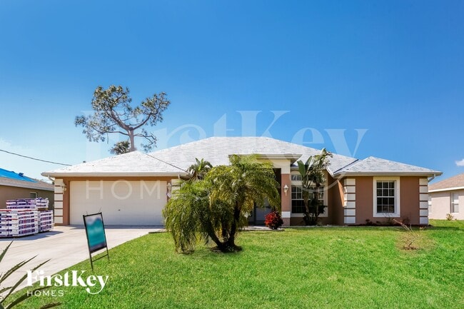 Building Photo - 3811 Trenton Ln