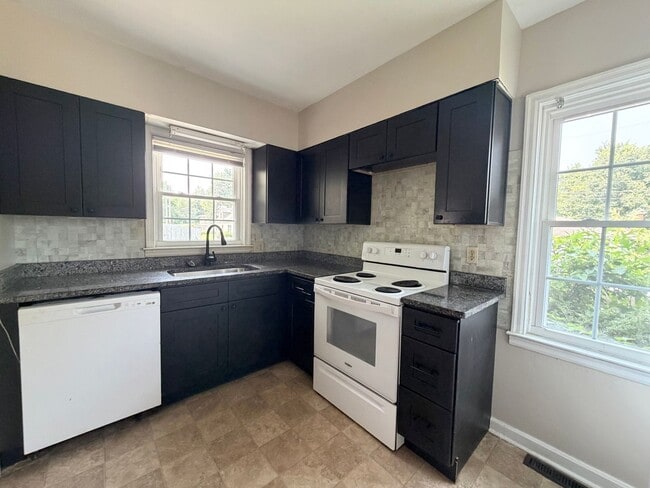 Photo - 112 Bellevue Dr