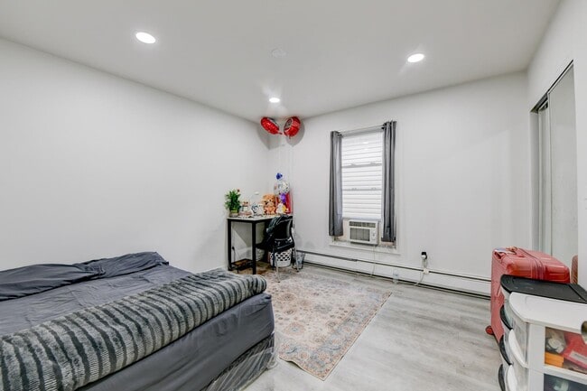 Photo - 708 Garfield Ave Unit 2