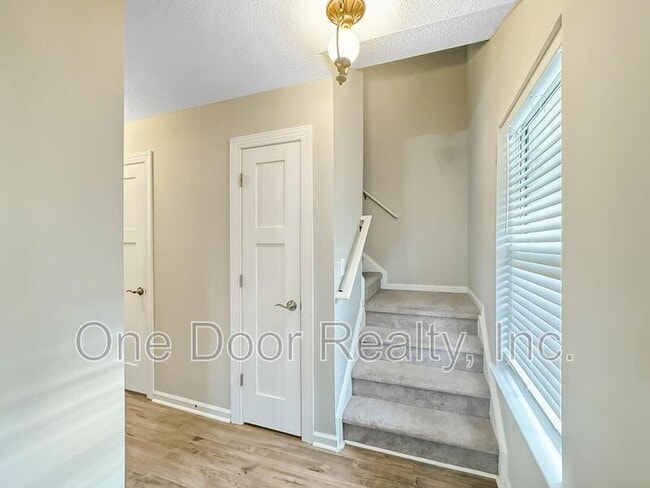 Photo - 6021 Allegheny Rd