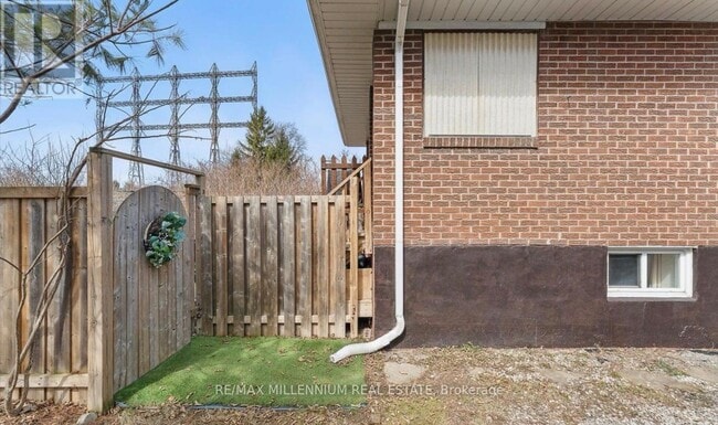Photo - 1106 Haig Blvd