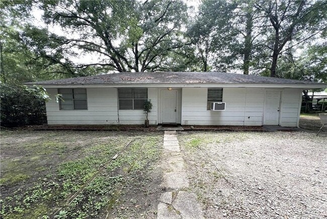 Building Photo - 65087 Mitchell St