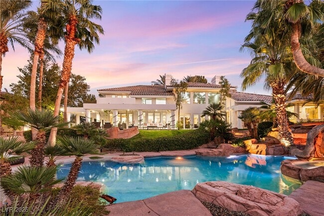 Photo - 2057 Troon Dr