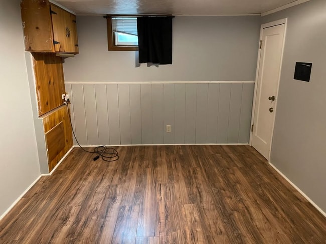 Photo - 1368 Davis Ave