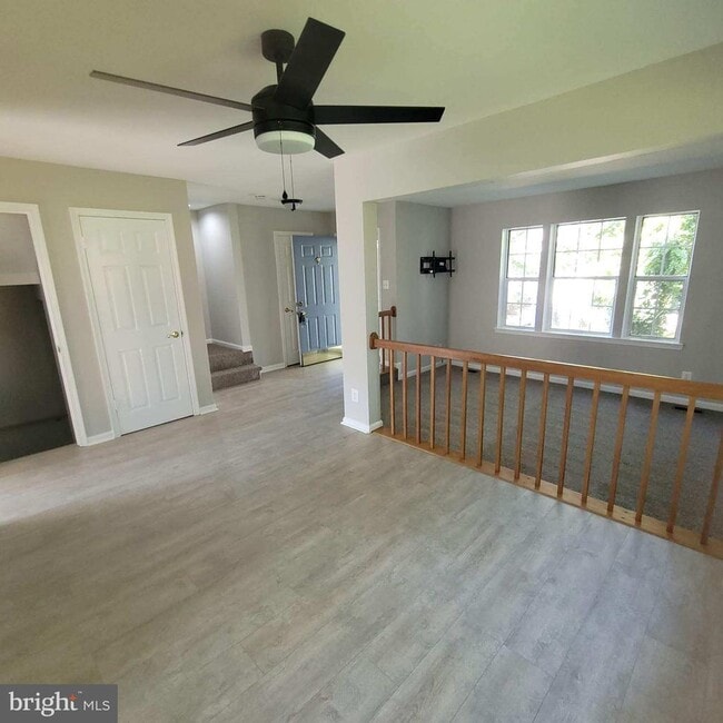 Photo - 733 Orley Pl