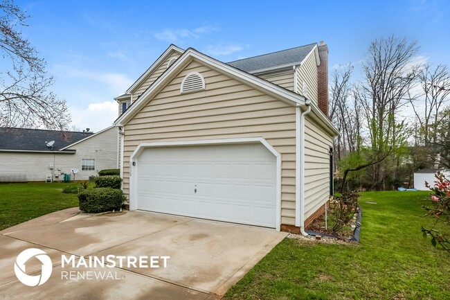 Photo - 3030 Edmonton Pl