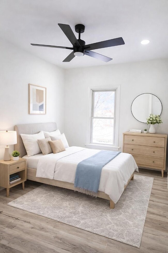 Photo - 1106 Becker Ave SW