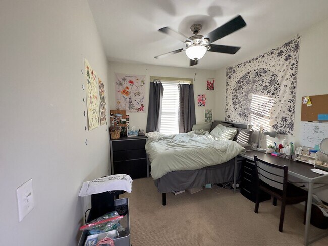 Photo - 1432 N. Carlisle