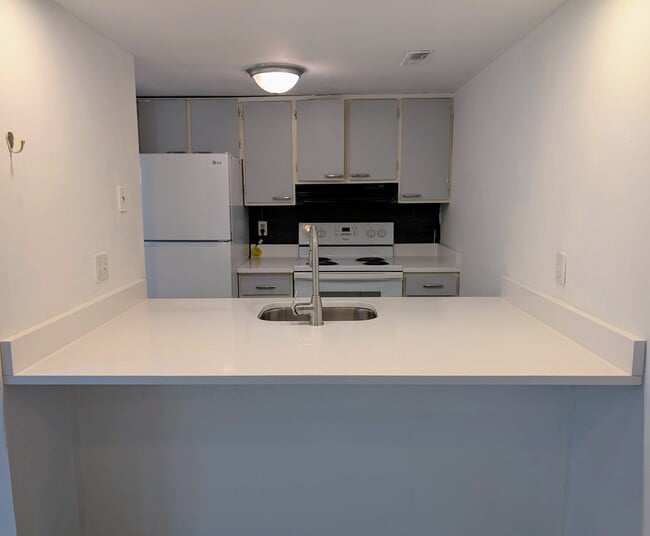 Photo - 1085 Merrimar Cir N Unit F