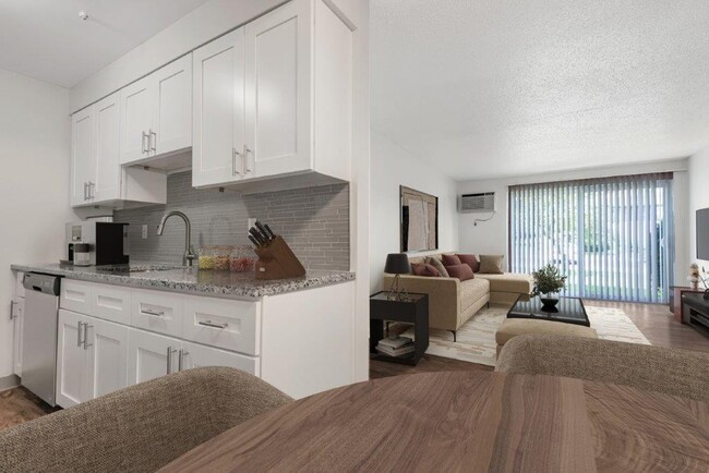 Crossroads Apartment and Townhomes