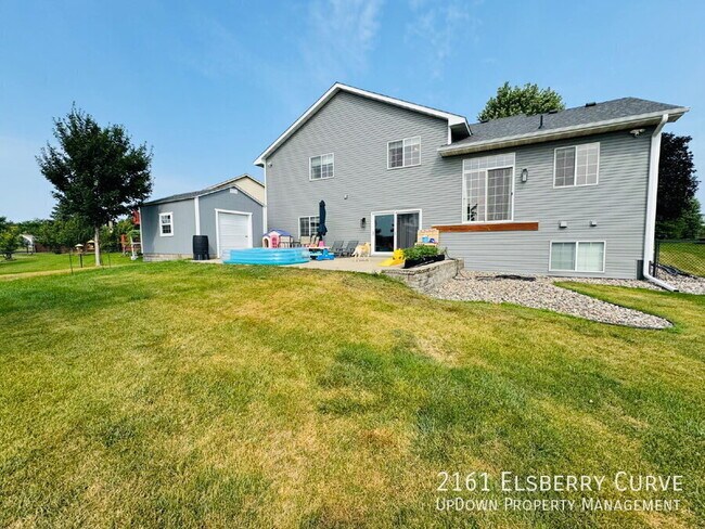 Photo - 2161 Elsberry Curv