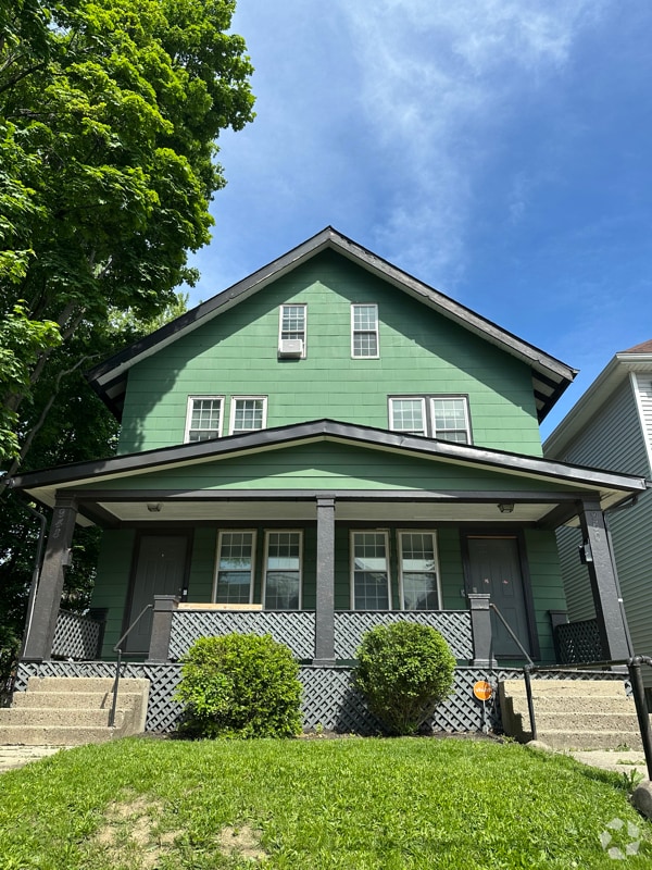 Building Photo - 948-950-950 S Champion Ave Unit 948 Rental