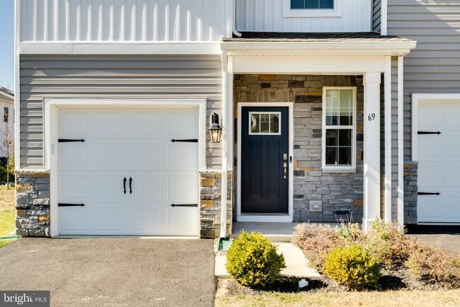 Photo - 69 Nelsons Wy