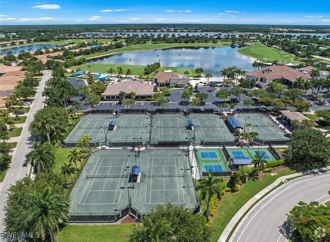 Building Photo - 10056 Siesta Bay Dr Unit 9515 Rental