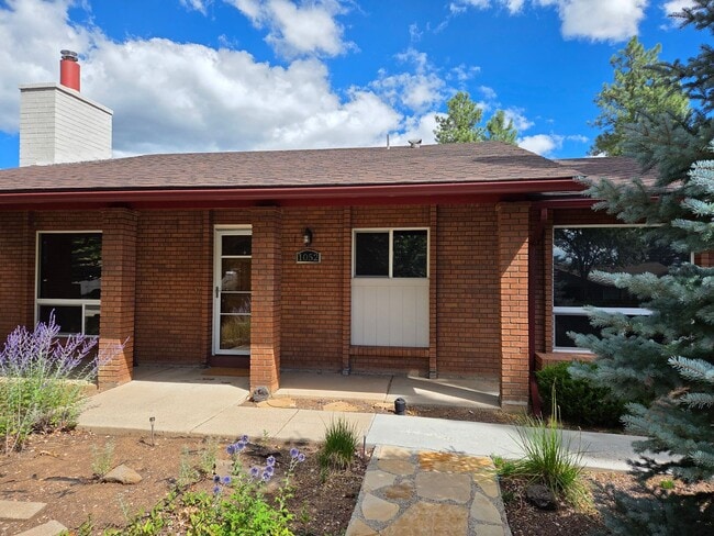 Photo - Single-Level Flagstaff Home | Mountain Vie...