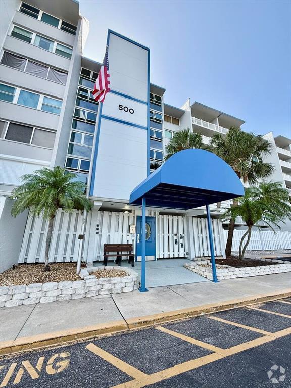 Building Photo - 500 Treasure Island Causeway Unit 402 Rental