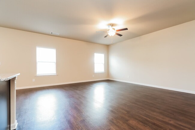 416 Vermeer Ct