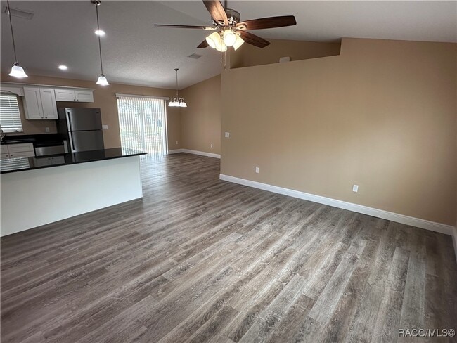Photo - 235 W Brimson Pl