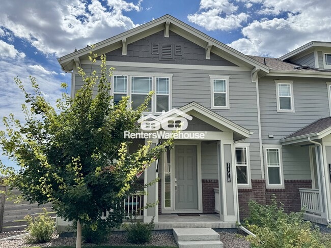 Building Photo - 17618 Olive St Rental