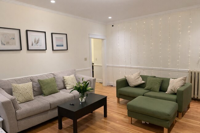 Photo - 76 Quint Ave Unit 1