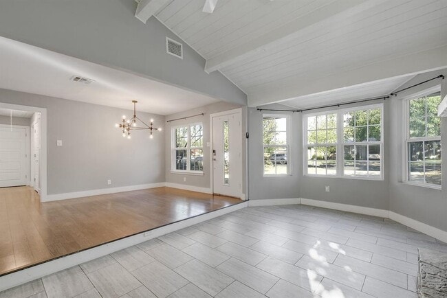 Photo - 4805 Brighton Rd
