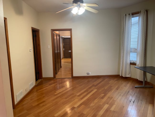 Photo - 2423 N Lawndale Ave Unit 2423 N Lawndale 2nd Fl