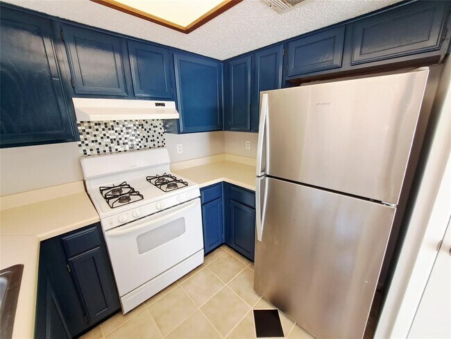 Photo - 9009 Sanger Dr Casa Adosada