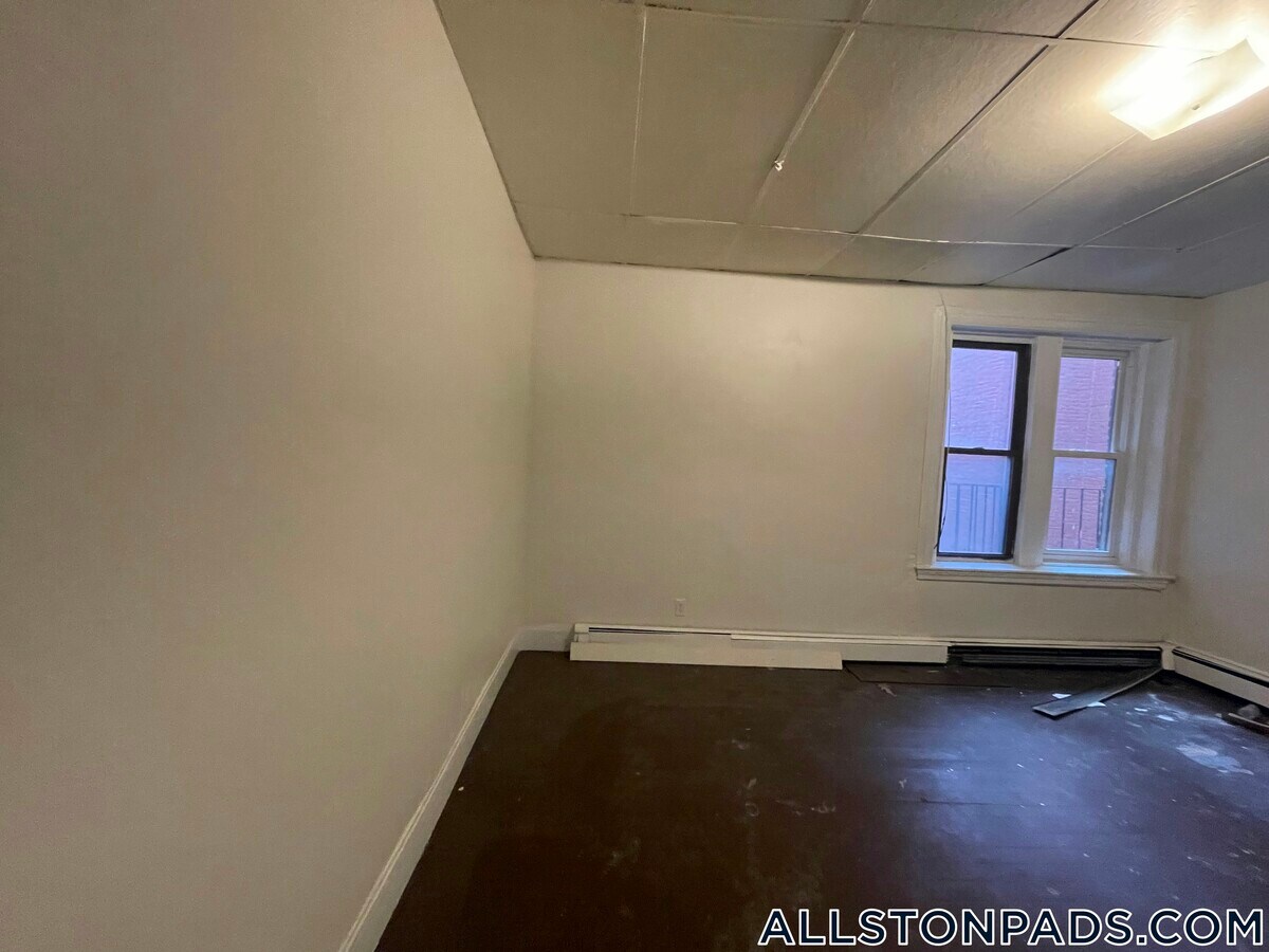 Photo - 201 Harvard Ave Unidad 1