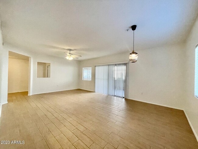 Photo - 15225 N 100th St