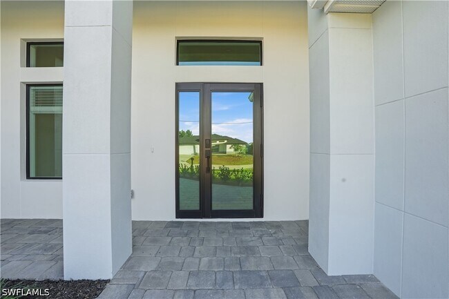 Photo - 3903 15th St SW