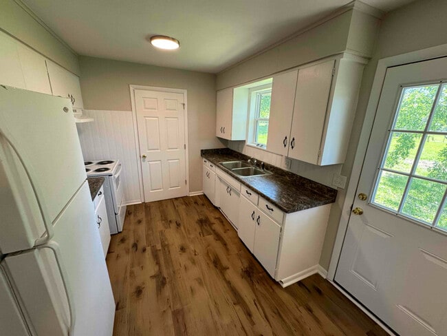 Photo - 922 W Pearl St