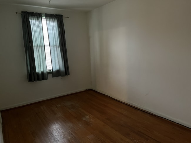 Photo - 2121 Kensington St