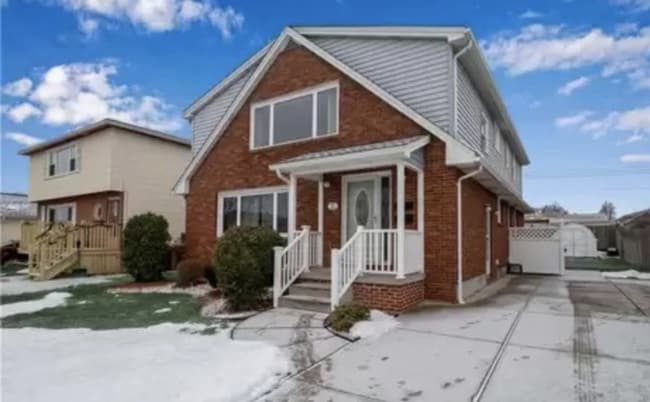 Photo - 33 Rosemead Ln Unidad UPPER