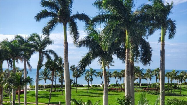 Photo - 4021 Gulf Shore Blvd N Unidad 202