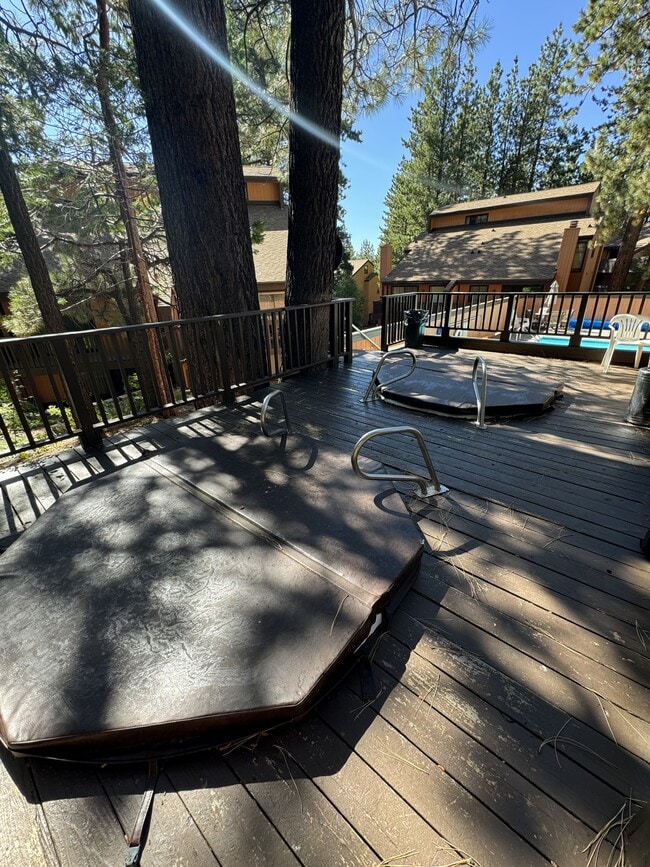 1439 Ski Run Blvd