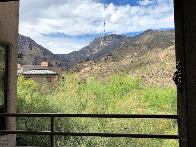 Photo - 6655 N Canyon Crest Dr Unit 21204