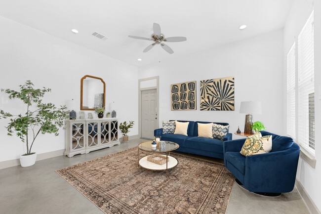 BEAUTIFUL LIVING AREA