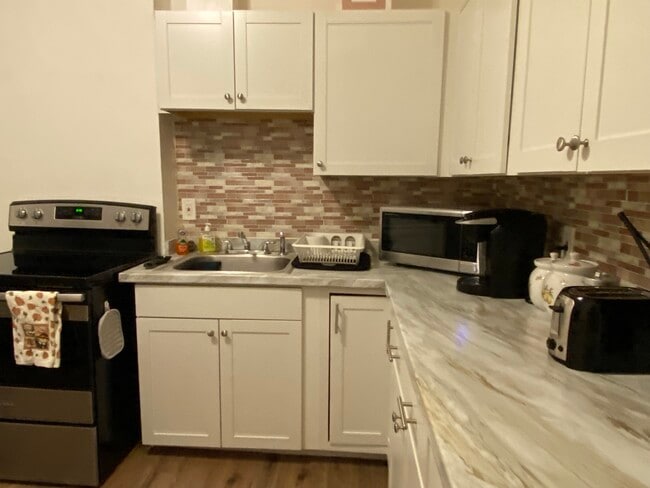 Photo - 101 Hynes Ave Unidad 1