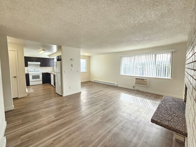 Photo - 2319 E 29th Ave Unidad 2325