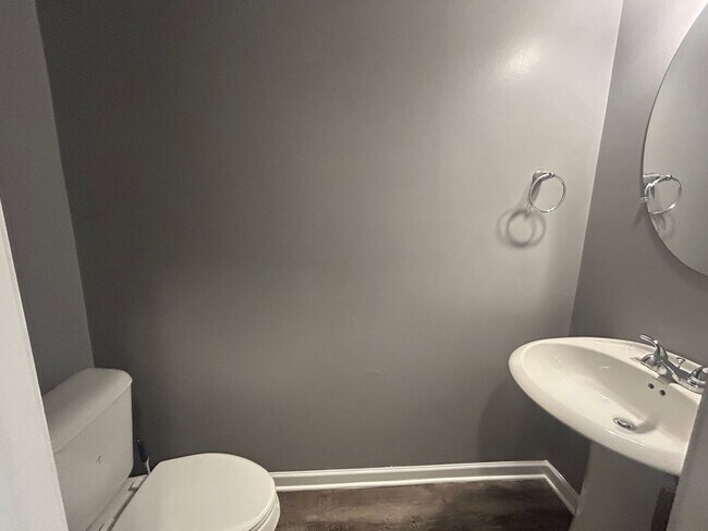 Photo - 6125 Oakley Rd