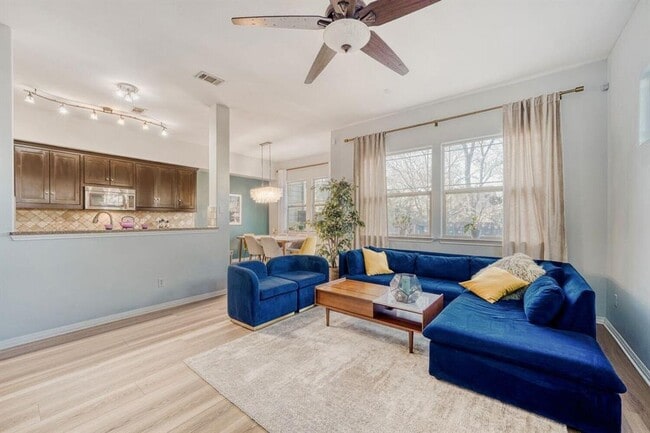 Photo - 1009 Taulbee Ln Unit H