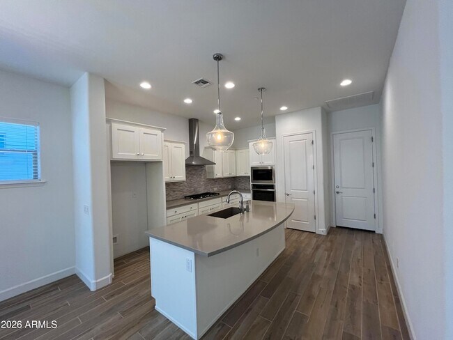 Photo - 20711 W Medlock Dr
