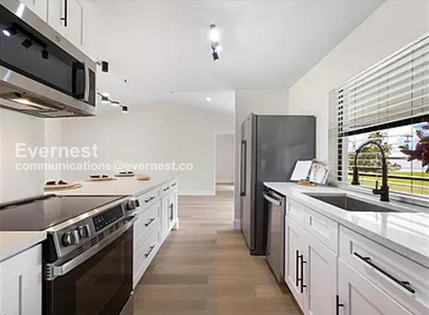 Building Photo - 1304 SE 11th St